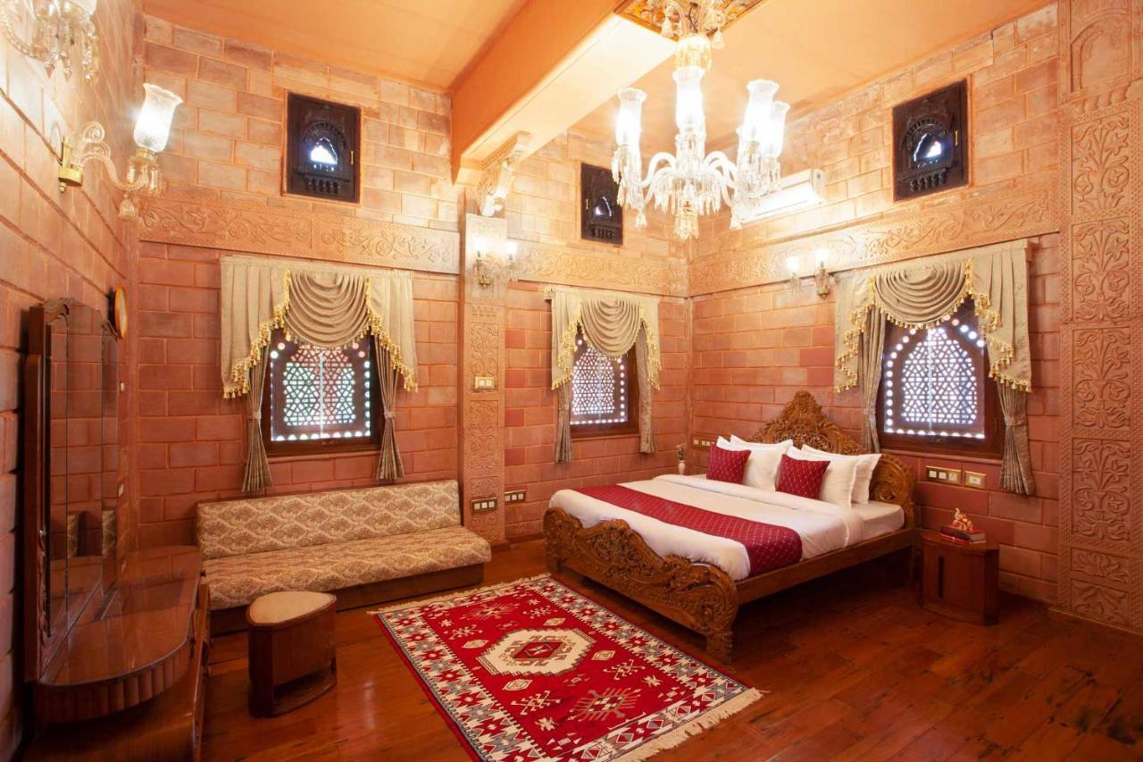 Stayvista At Pink Palace Rajasthani Decor Ooty Exterior photo