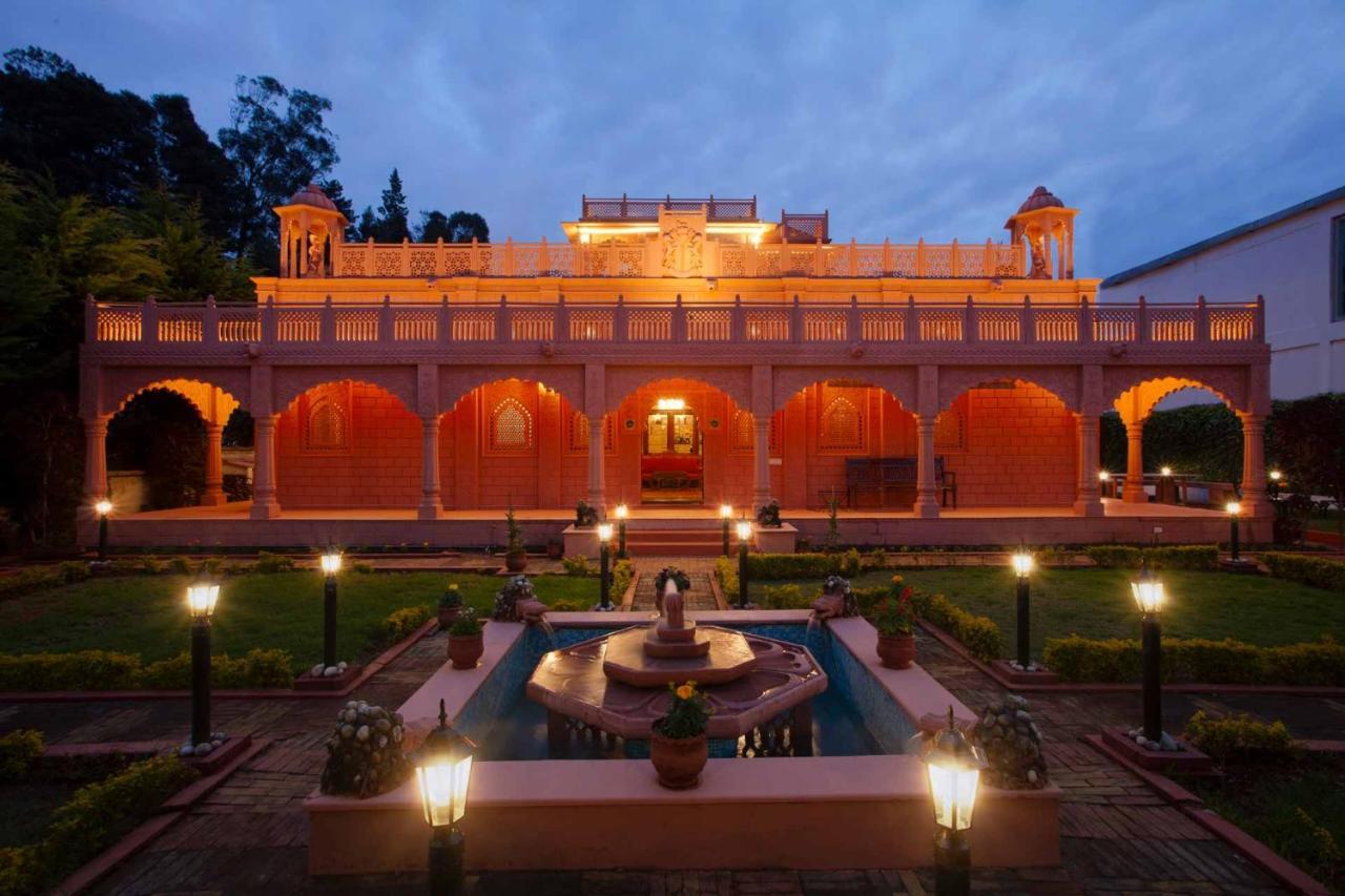 Stayvista At Pink Palace Rajasthani Decor Ooty Exterior photo