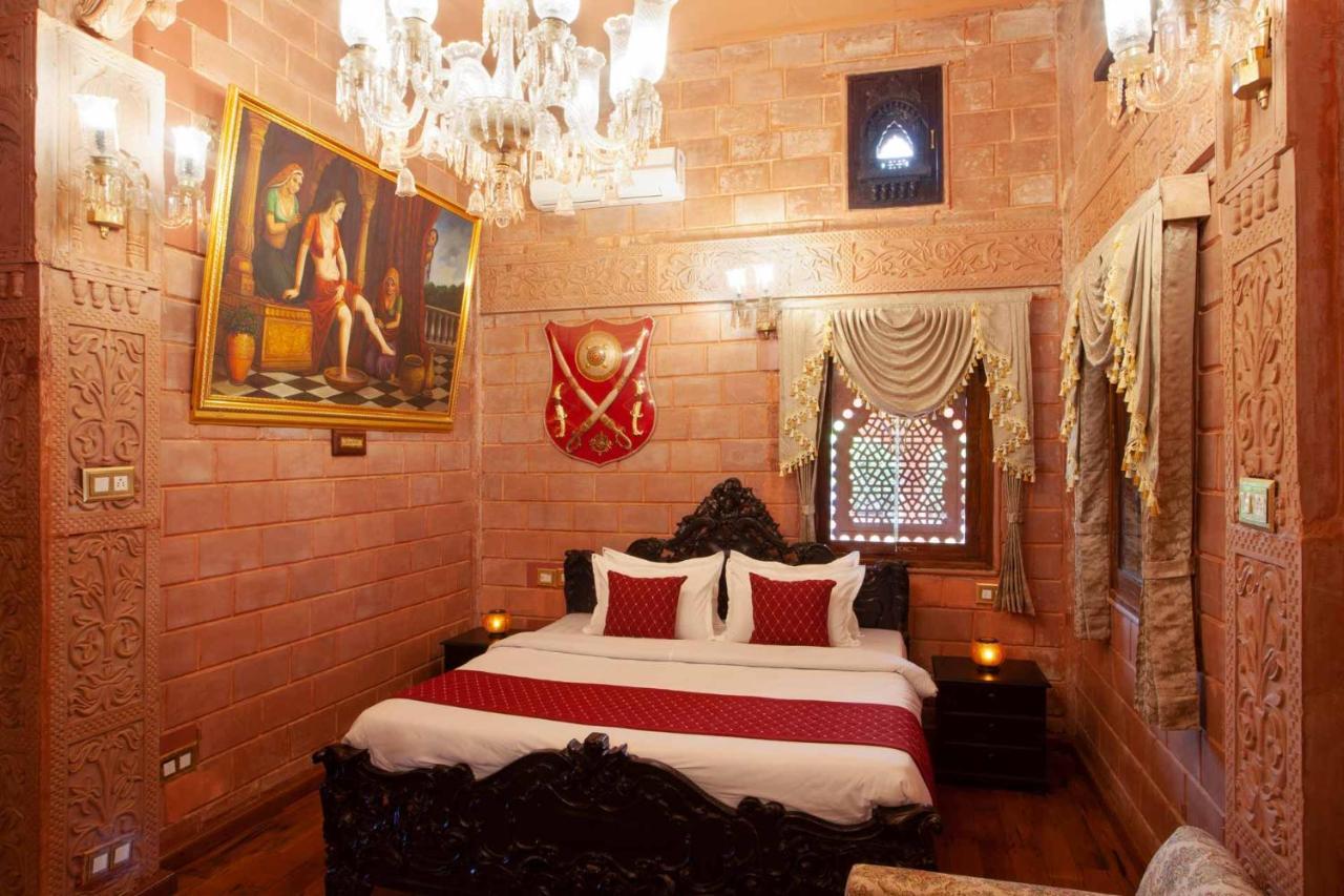 Stayvista At Pink Palace Rajasthani Decor Ooty Exterior photo